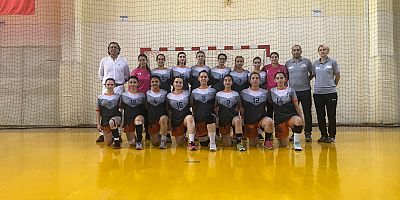 Adana Büyükşehir Belediyesi Spor Kulübü Kadınlar Hentbol Takımı 2. Lig’e yükseldi